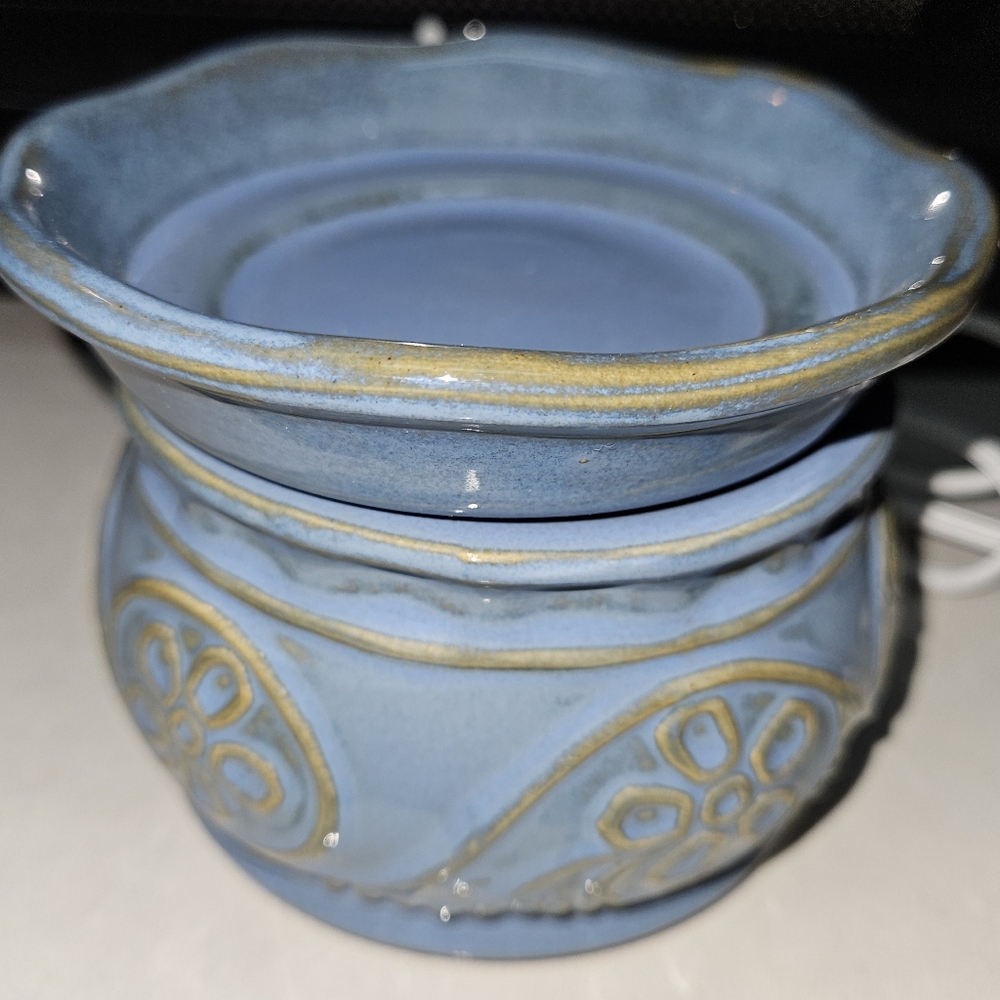 Intertek SC Johnson & Son #183 Blue Ceramic Electric Candle Wax Warmer